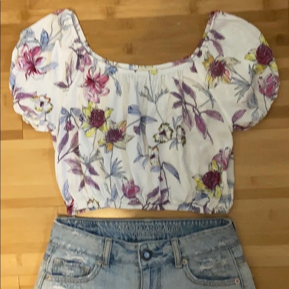 LA Hearts Floral Crop Top - Picture 2 of 3